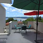 Visnja Apartment *