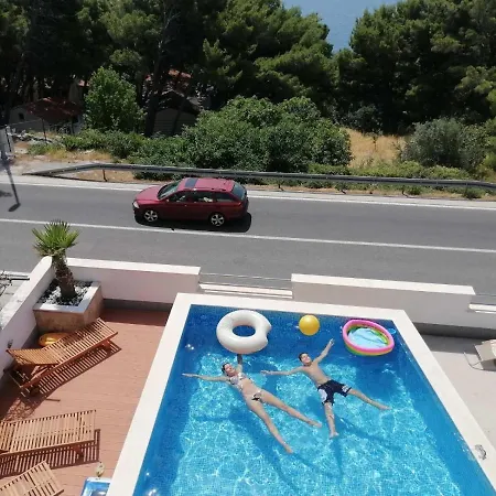 Visnja Apartman *