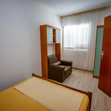 Apartman Visnja