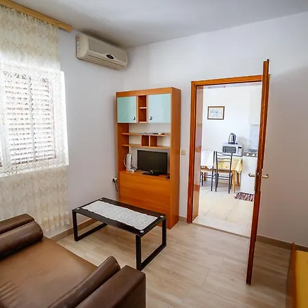 Visnja Apartman