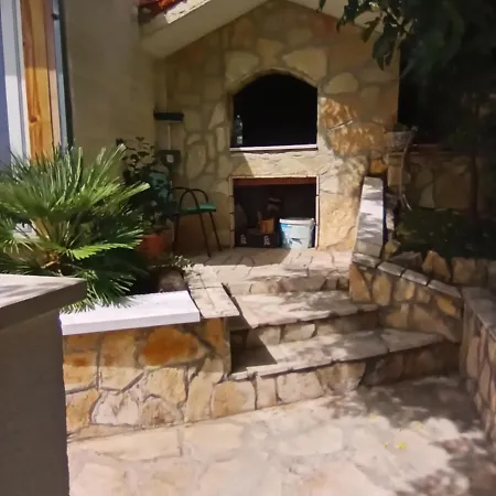 Visnja Apartman Omis