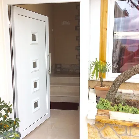 Visnja Apartman Omis