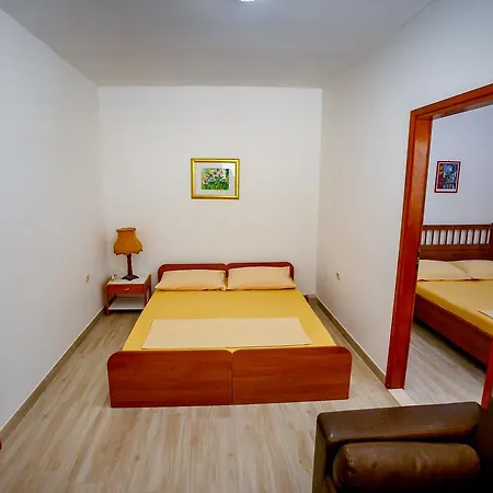 Visnja Omiš