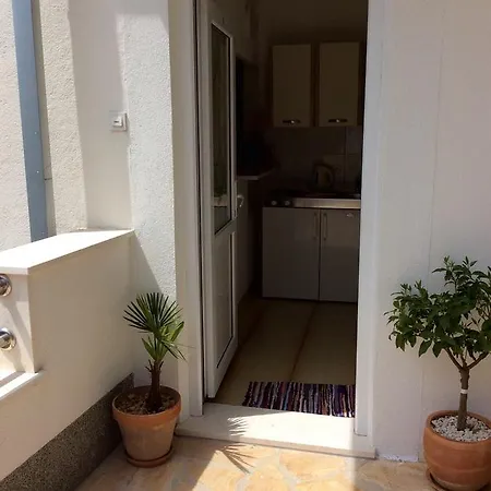 Appartement Visnja *